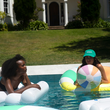sunnylife pool side inflatable beach ball
