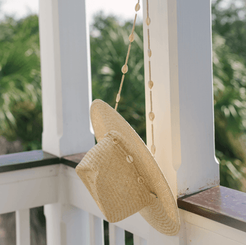 lack of color women's seashell straw hat